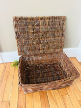 Load image into Gallery viewer, Rectangular Cottage Basket with Lid- medium

