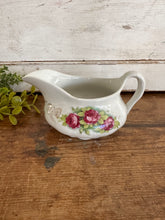 Load image into Gallery viewer, Floral Gravy Boat
